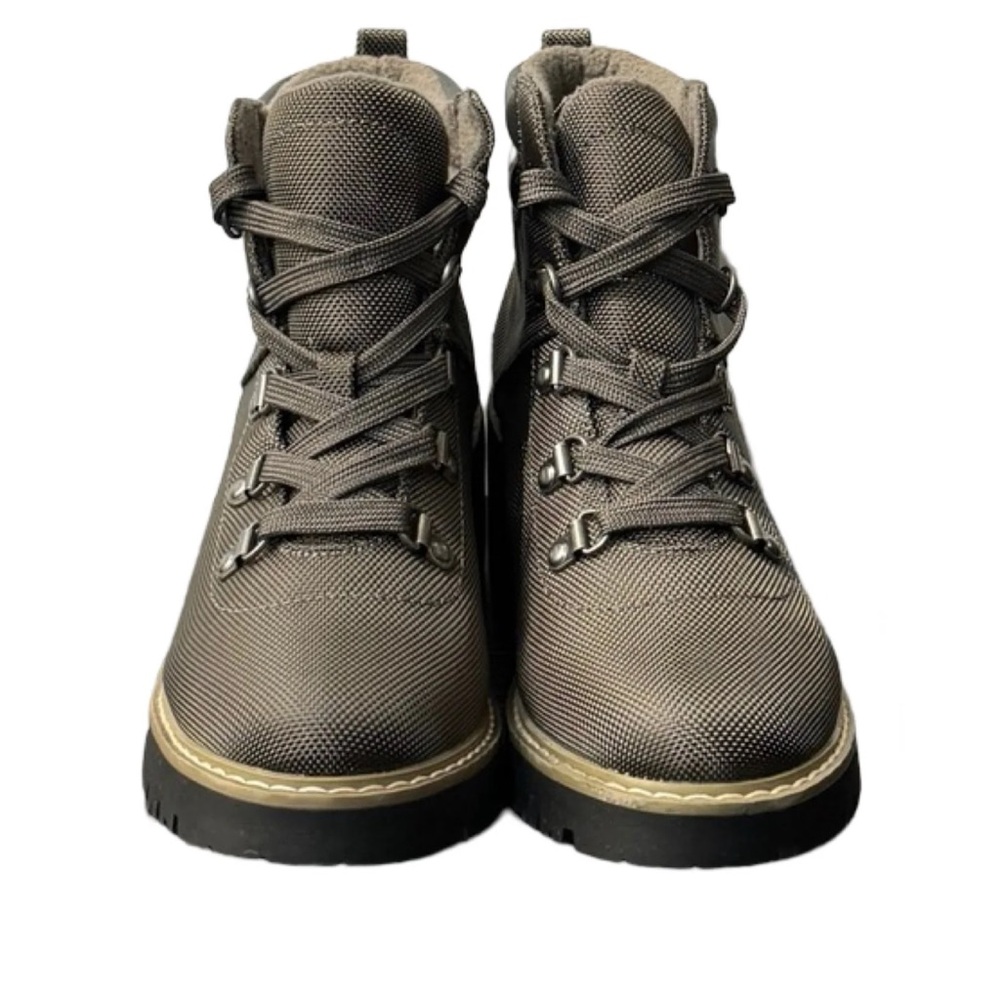 Women’s boots